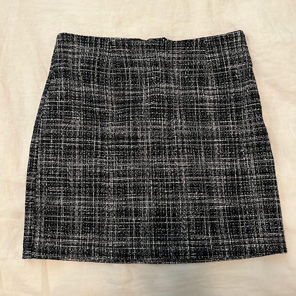 H&M mini-skirt tweed-style